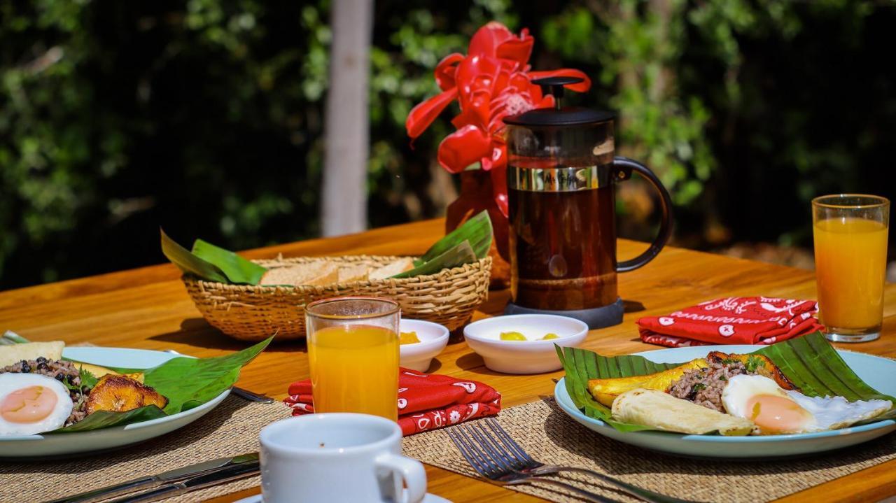 Pacuare Lodge By Boeena Limon エクステリア 写真